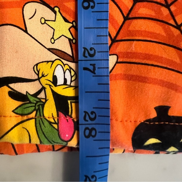 Halloween Scrub Shirt Women’s Orange Disney Mickey Minnie Mouse Small - Picture 4 of 7